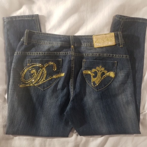 Dereon Jeans - Picture 6 of 13